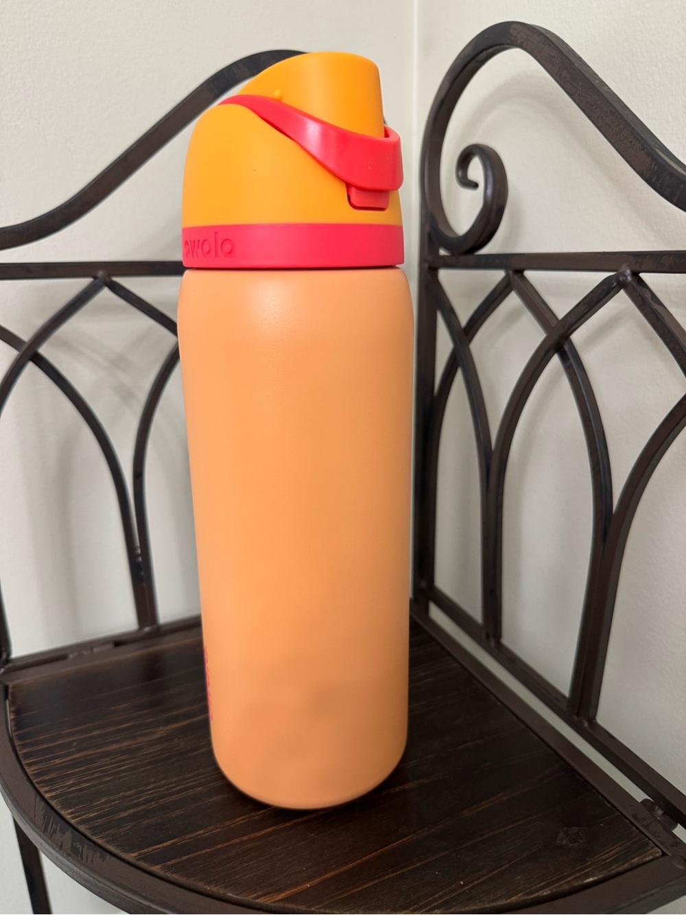 Owala Serene Tangerine 32oz Color Drop FreeSip - Picture 5 of 6